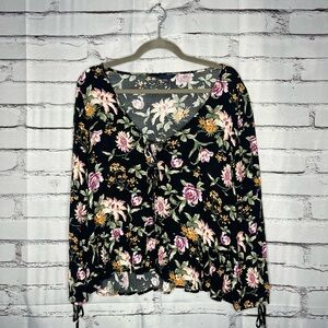 American Eagle Black Floral Tie-Front Blouse M Silky Viscose Resort Casual Top